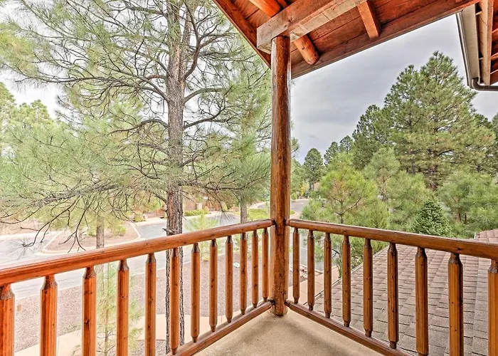 < 1 Mi To Torreon Golf Club: Show Holiday home Show Low