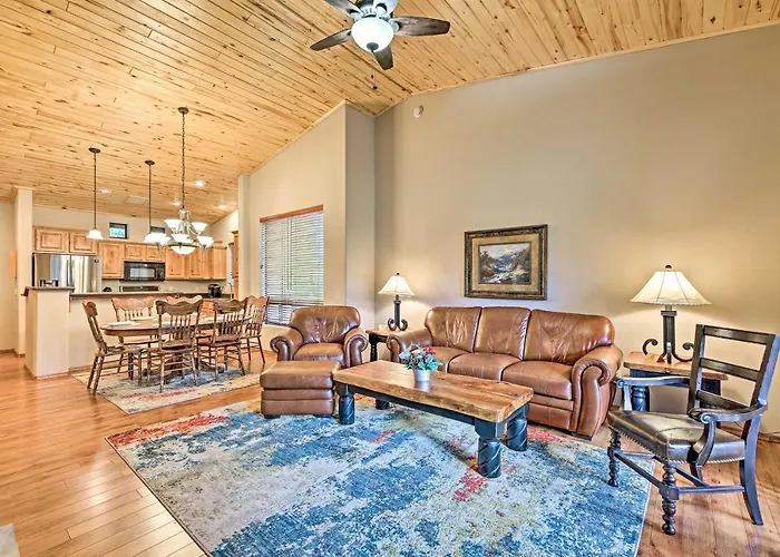 < 1 Mi To Torreon Golf Club: Show Holiday home Show Low