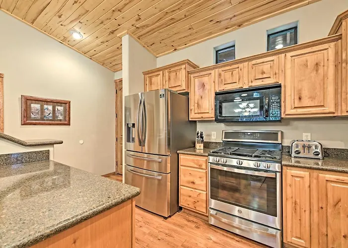 < 1 Mi To Torreon Golf Club: Show Holiday home Show Low